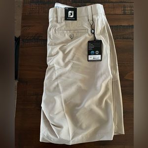 Men’s Footjoy shorts. NWT.